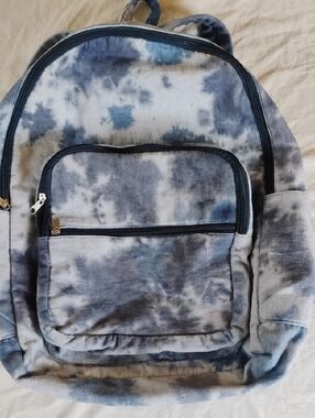 Tie-Dye Gray And Blue Canvas Backpack - Casual Everyday Bag Earthbound Trading